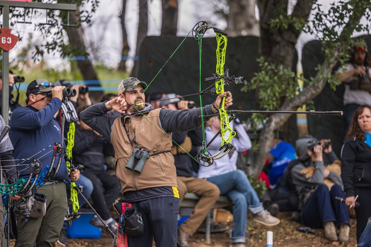 Christopher Perkins Professional Archer | World Champion | Bowhunter